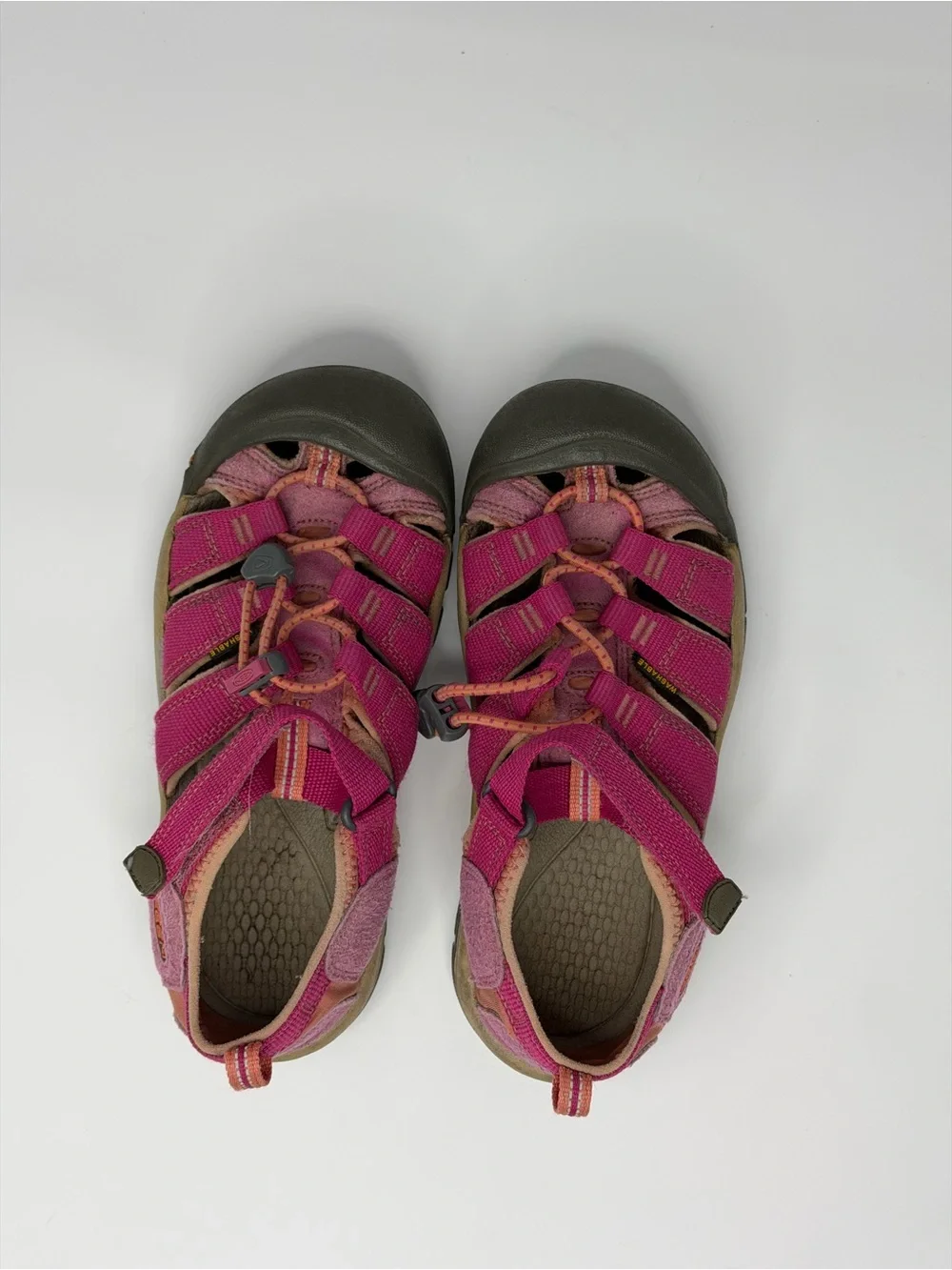 KEEN Newport H2 Kids Size 3 Pink Closed Toe Hiking Water Sandals Outdoor